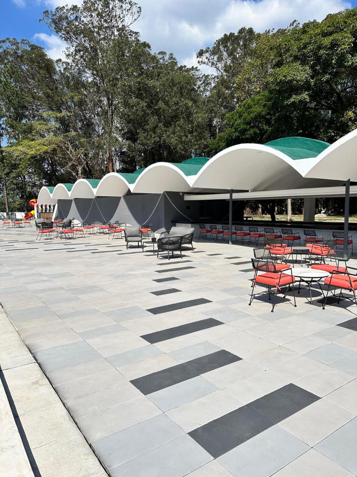 Eurobuilding Tama San Cristobal Hotel Exterior photo
